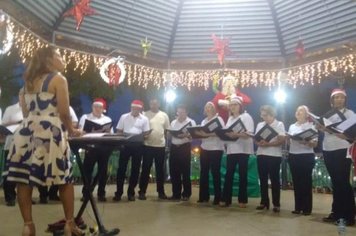 Coral Pinhalense se apresenta na Praça da Independência