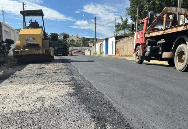 Recapeamento na Rua Felice Antonio Iagalo