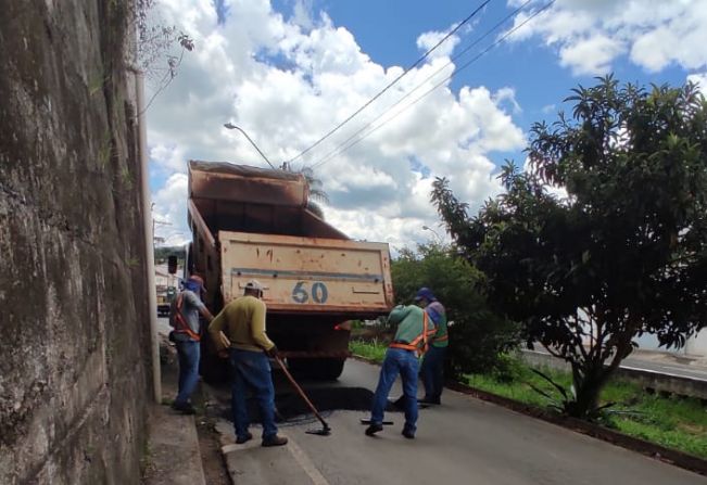 Operação tapa-buraco 