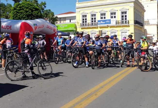 Com o apoio da Prefeitura Municipal, neste último Domingo aconteceu o Pedal da Família.
